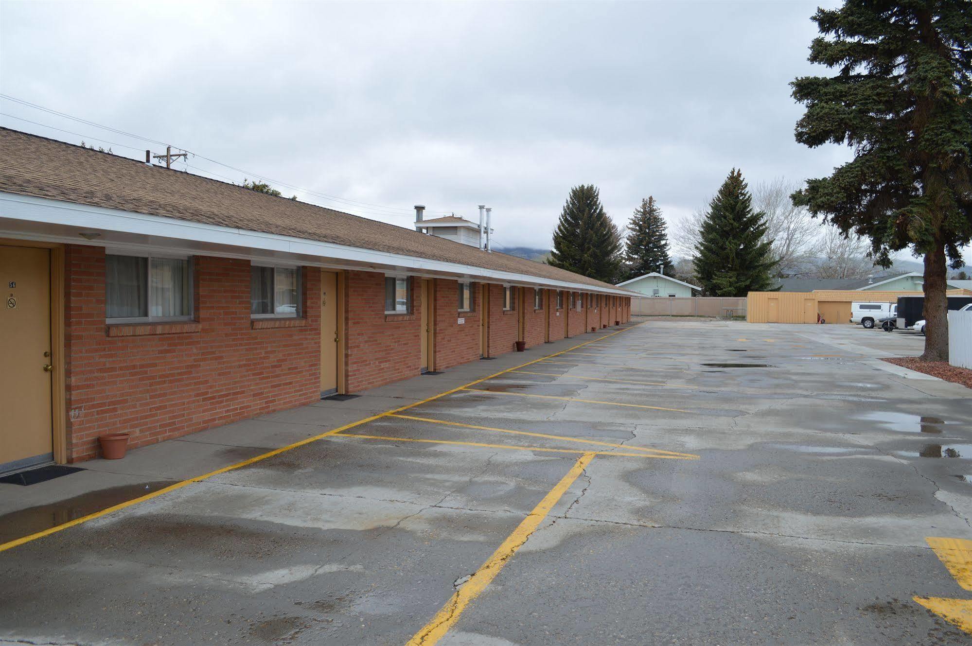 Skyline Motor Inn Cody Zewnętrze zdjęcie
